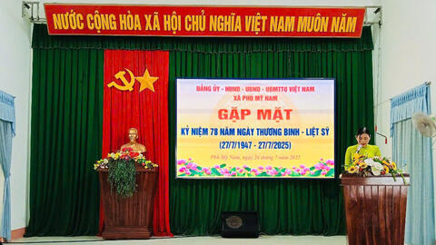 PHÙ MỸ NAM TỔ CHỨC CHƯƠNG TRÌNH GẶP MẶT KỶ NIỆM 78 NĂM NGÀY THƯƠNG BINH - LIỆT SĨ: KHẮC GHI CÔNG ƠN, GIEO MẠCH NGUỒN TRI ÂN